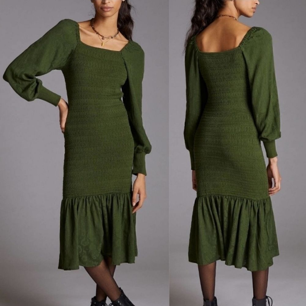 Anthropologie Puffed Sleeved Smocked Midi Dress in‎ Moss Green Size L